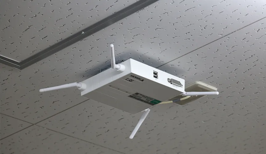 弱電設備工事の施工現場